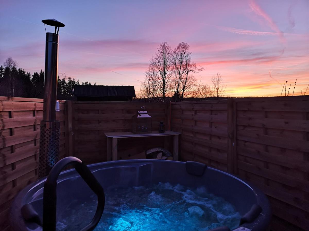 Hohenberg an der Eger Romantischer Pod - Gegen Aufpreis Mit Hot Tub - Whirlpool & Sauna מראה חיצוני תמונה