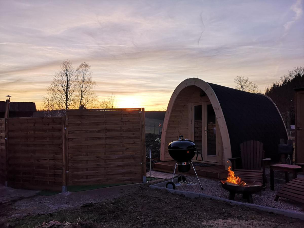 Hohenberg an der Eger Romantischer Pod - Gegen Aufpreis Mit Hot Tub - Whirlpool & Sauna מראה חיצוני תמונה