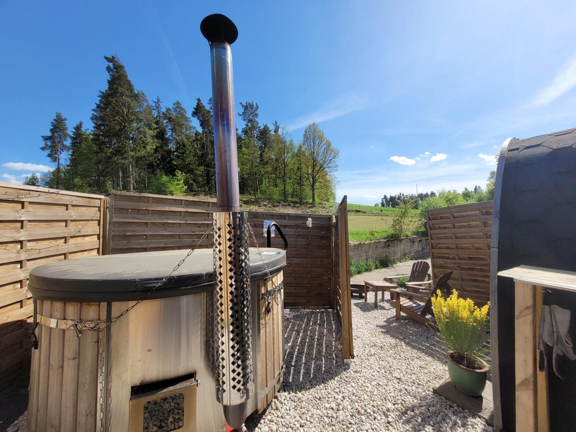 Hohenberg an der Eger Romantischer Pod - Gegen Aufpreis Mit Hot Tub - Whirlpool & Sauna מראה חיצוני תמונה
